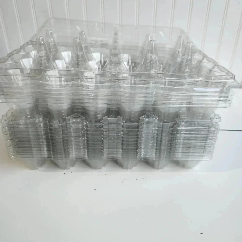 LOT OF 31 - 16 Count (16 Eggs) Grade A Large Egg Clear Egg Cartons